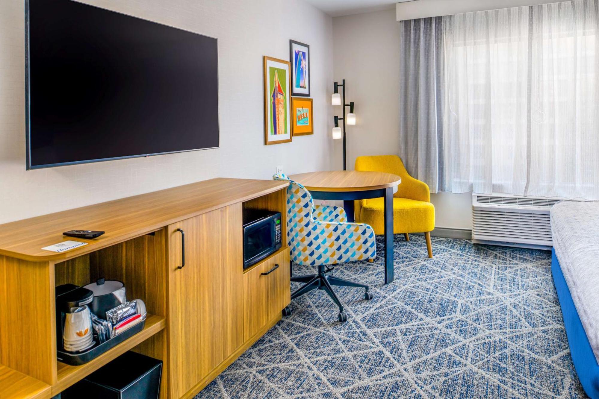 Hampton Inn By Hilton St Louis Airport Woodson Terrace Экстерьер фото